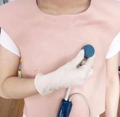 Dimensione della vita umana Strumento di scienze mediche Modello di auscultazione cardiopulmonare per l'insegnamento