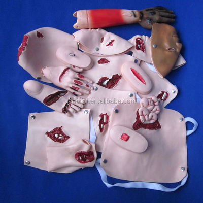 Modello di formazione sulle competenze di emergenza Modello avanzato di valutazione del trauma da ustioni al viso in PVC