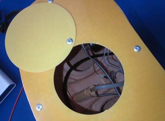 Modello di addestramento per il cateterizzazione elettronica dell'uretra maschile e femminile